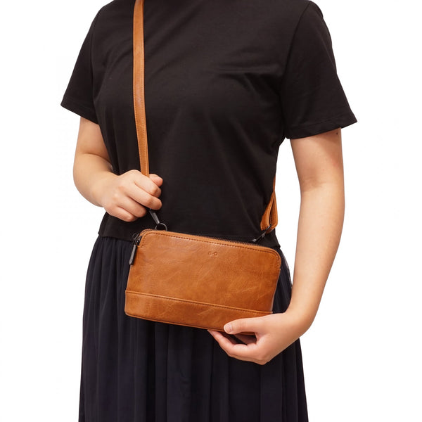 Venus Convertable Belt Bag -Black